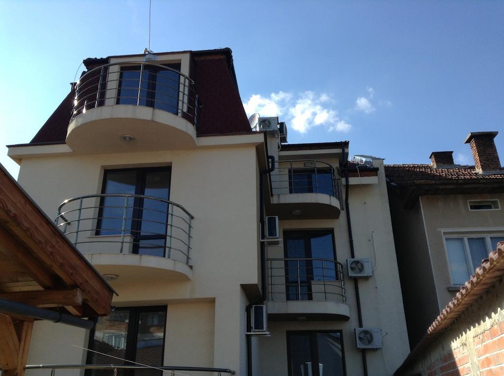 Guest House Luchi Varshets (Montana) Exterior foto